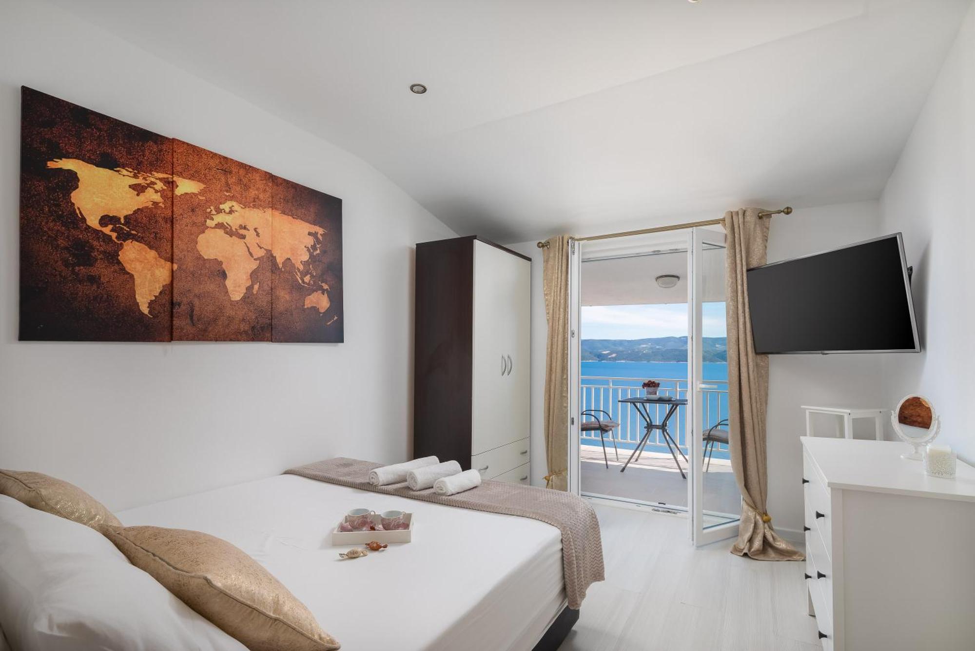 Luxury Seafront Villa With Heated Pool, Jacuzzi, Sea View, 150 M From Beach Stanici Luaran gambar