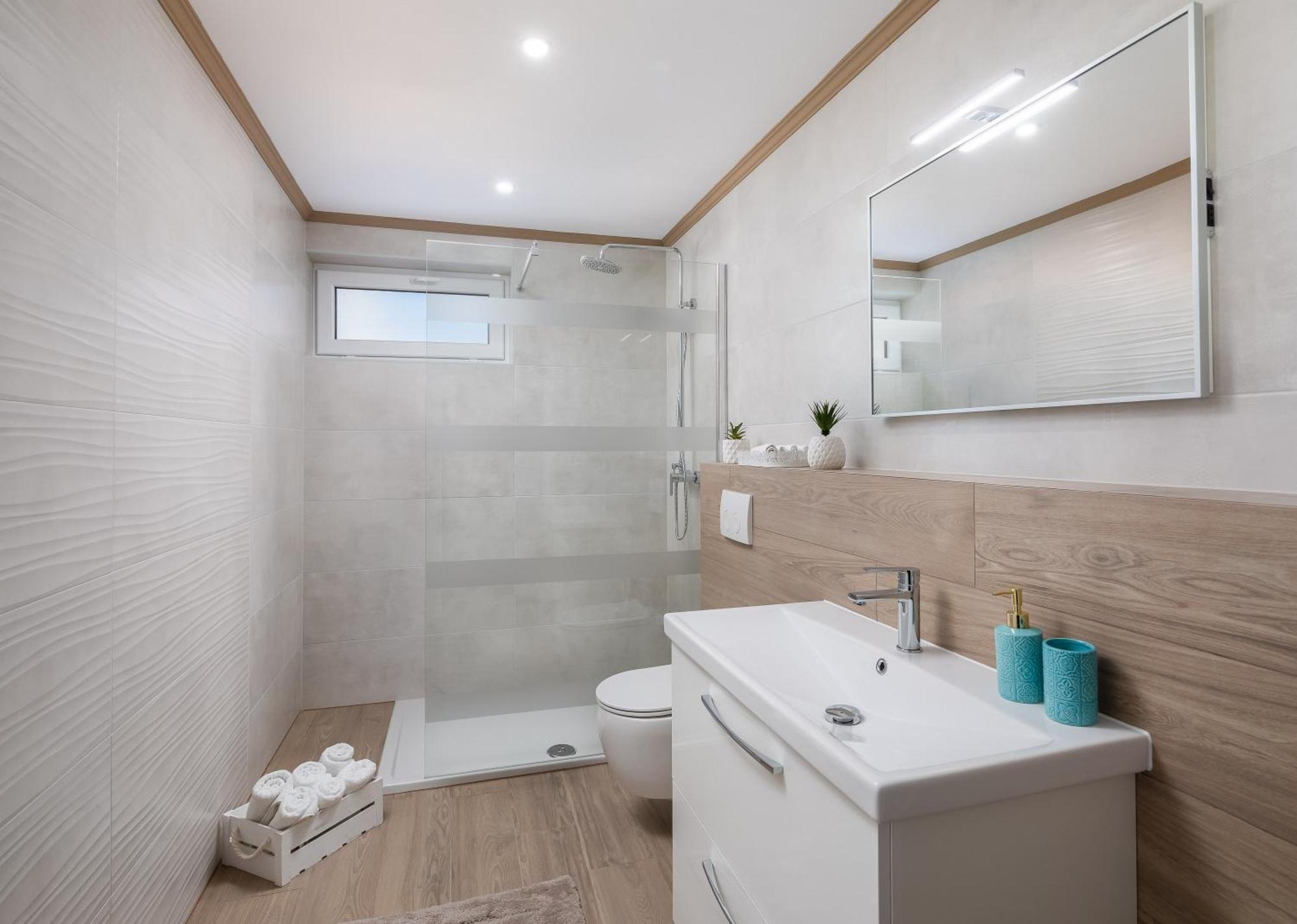 Luxury Seafront Villa With Heated Pool, Jacuzzi, Sea View, 150 M From Beach Stanici Luaran gambar