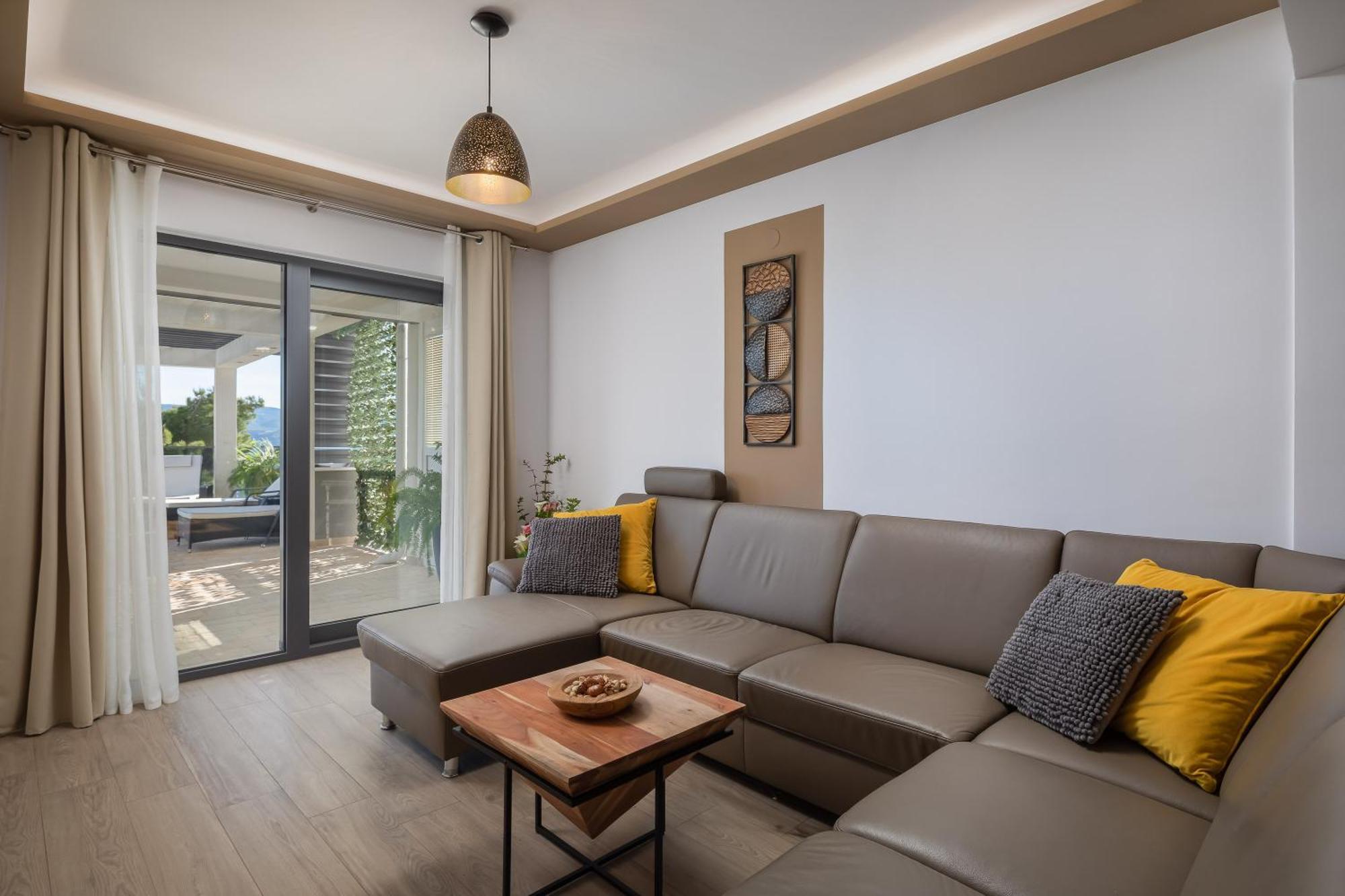 Luxury Seafront Villa With Heated Pool, Jacuzzi, Sea View, 150 M From Beach Stanici Luaran gambar