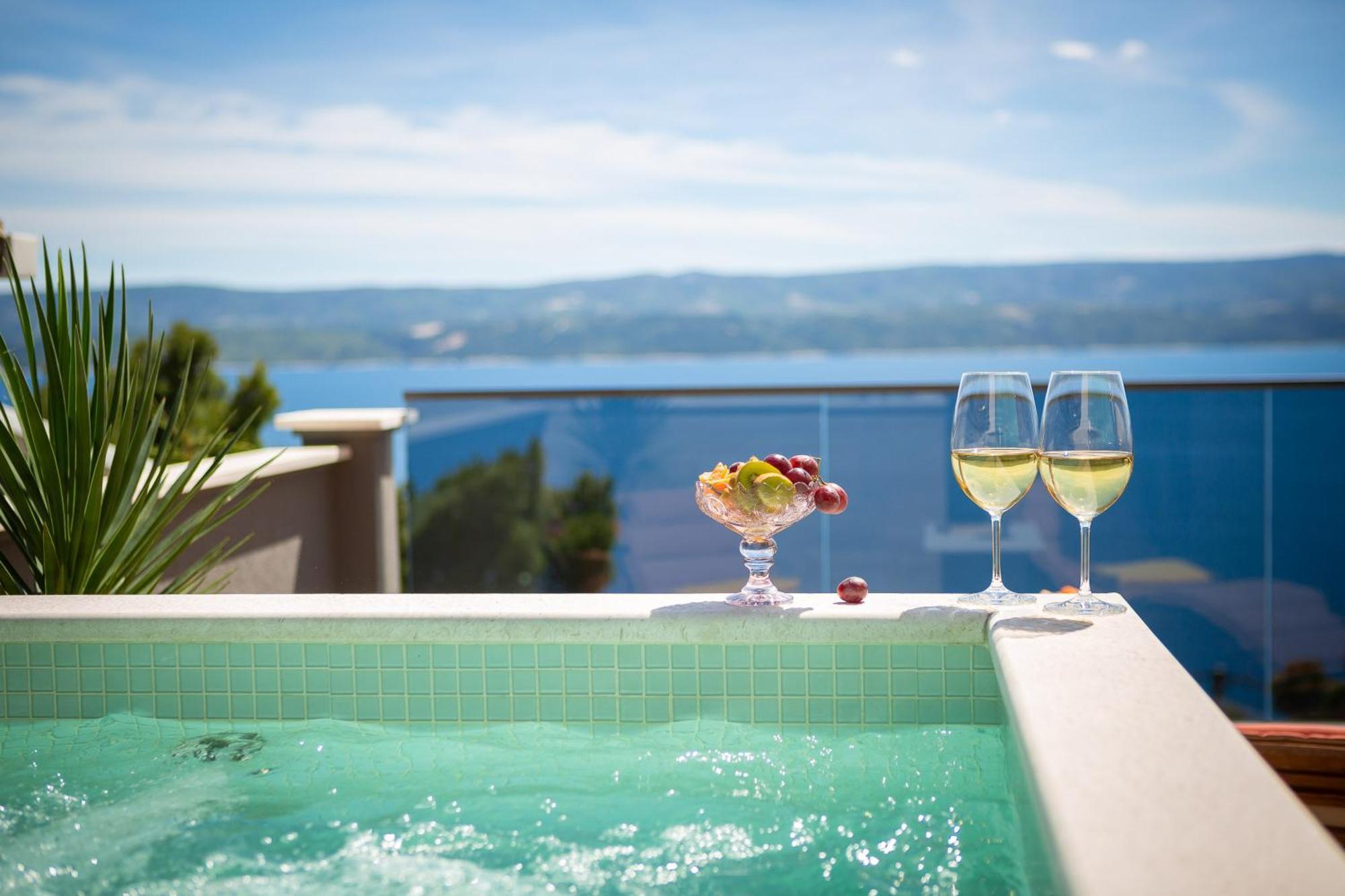 Luxury Seafront Villa With Heated Pool, Jacuzzi, Sea View, 150 M From Beach Stanici Luaran gambar